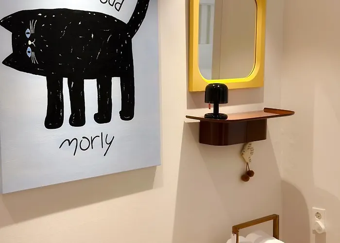 Morly The Cat's *